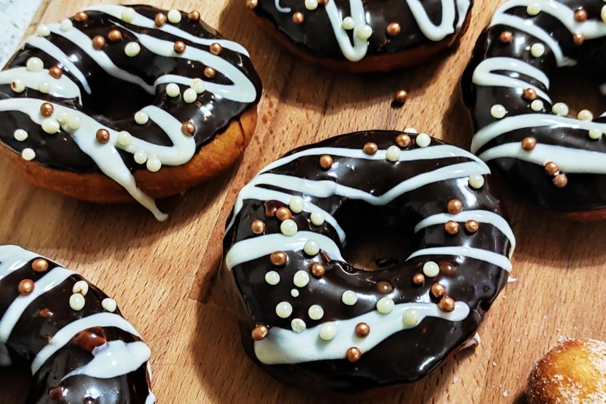 cikolatali-donut-sema
