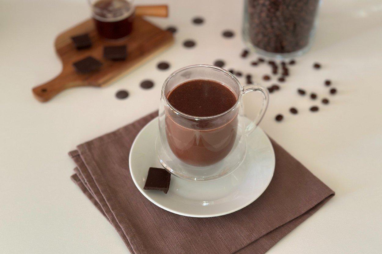 Kahveli Sıcak Çikolata Tarifi