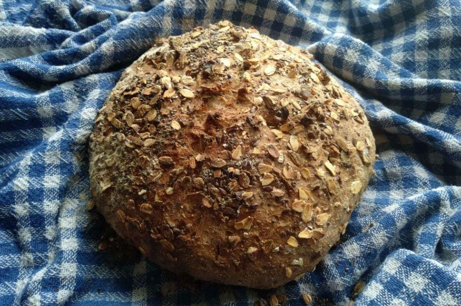 Tam Buğday Unlu Tahıllı Ekmek Tarifi