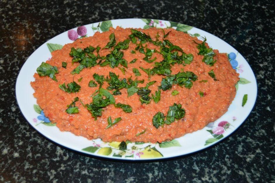 koz-biberli-humus-kyby