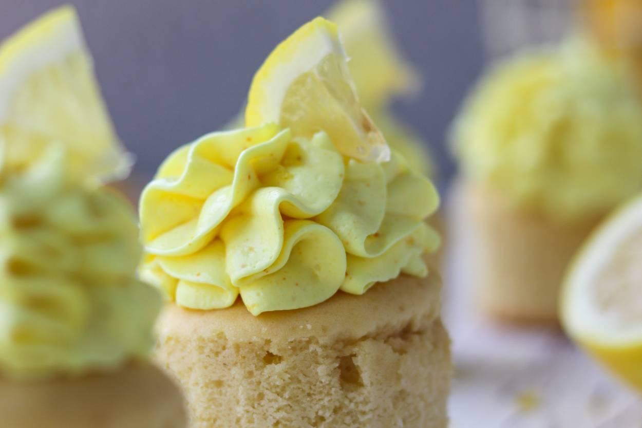 Limon Kremalı Vanilyalı Cupcake Tarifi