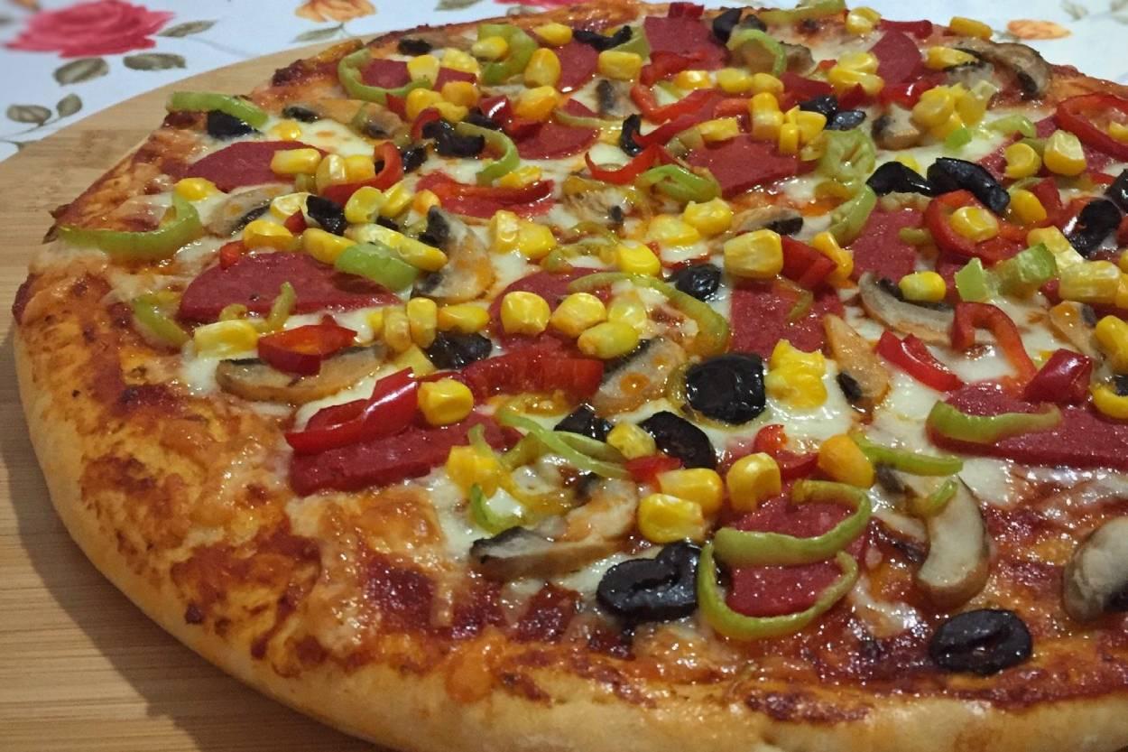 ev-yapimi-pizza-8-tarifi-fatih