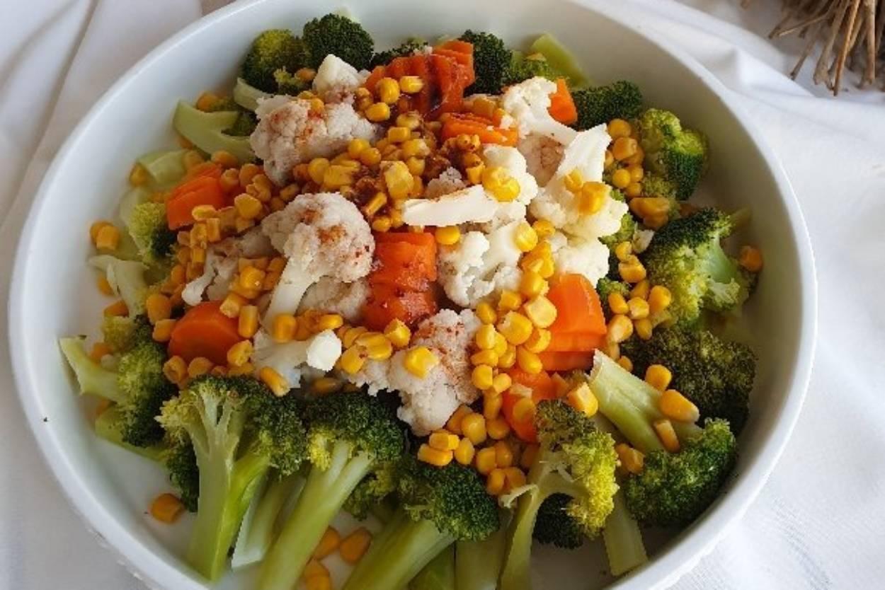 karnabaharli-brokoli-salatasi-tarifi